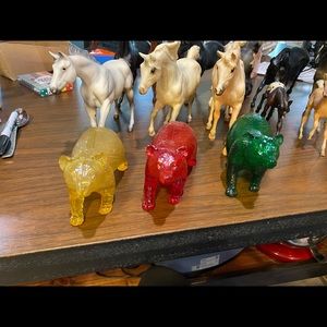 Lot of Breyer horses and Breyer bears in excellent condition
